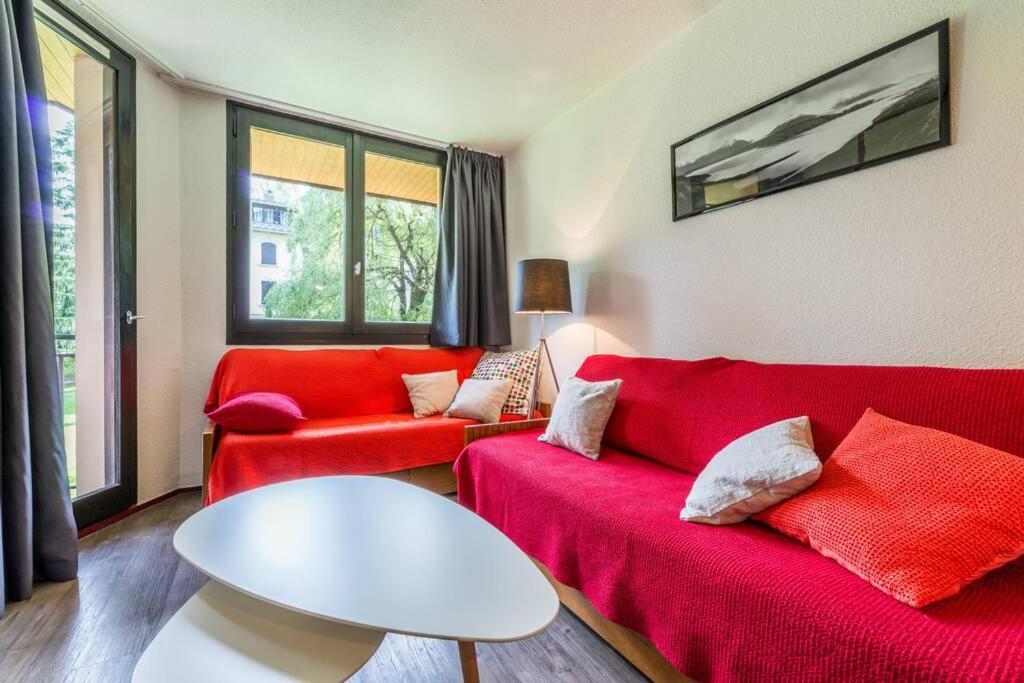 Au Coeur De Chamonix, Un Ecrin De Verdure Appartement Buitenkant foto